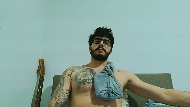 thomas gun online show from April 15, 6:09 am