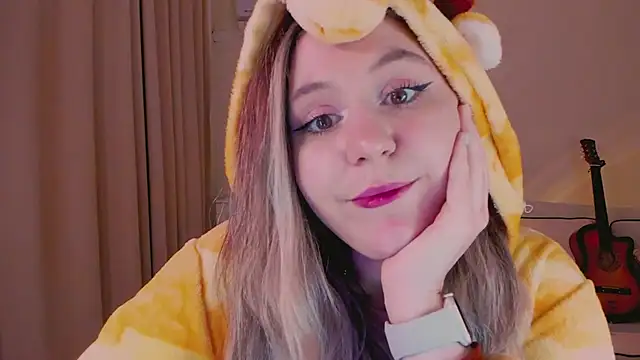 Snapshot of Diana_Flower chatting on December 2, 12:40 pm Diana Flower online show from December 2, 12:40 pm