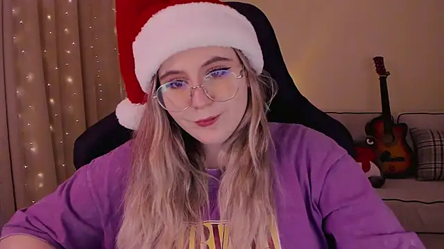 Snapshot of Diana_Flower chatting on December 16, 12:38 pm Diana Flower online show from December 16, 12:38 pm