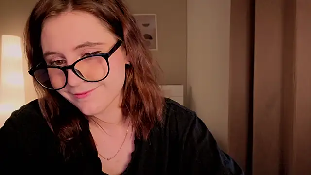 Snapshot of Diana_Flower chatting on December 4, 4:55 am Diana Flower online show from December 4, 4:55 am