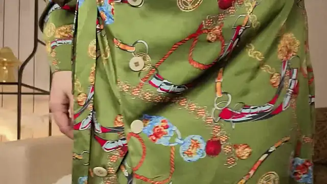 Helens love online show from November 29, 1:52 am