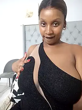 Snapshot of Candy_Love_18 chatting on January 25, 8:42 pm Candy Love 18 online show from January 25, 8:42 pm