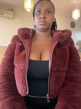 Candy Love 18 online show from November 17, 2:01 pm