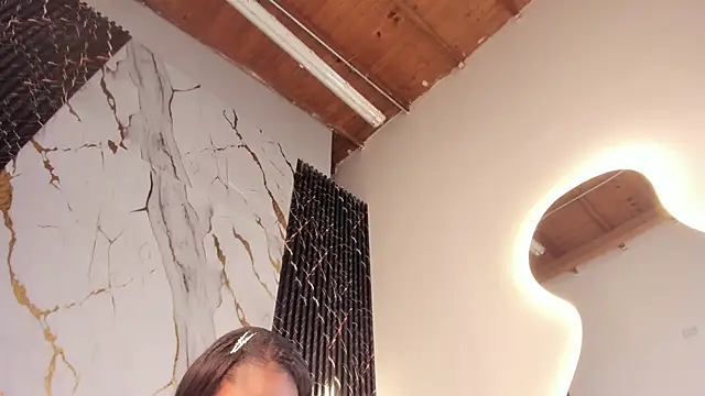 Snapshot of ebony_hot1 chatting on February 11, 1:38 pm ebony hot1 online show from February 11, 1:38 pm