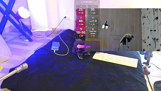 Snapshot of jolee__ chatting on February 5, 1:10 am jolee online show from February 5, 1:10 am