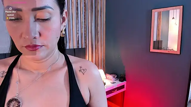 Janne lee online show from November 6, 7:59 pm