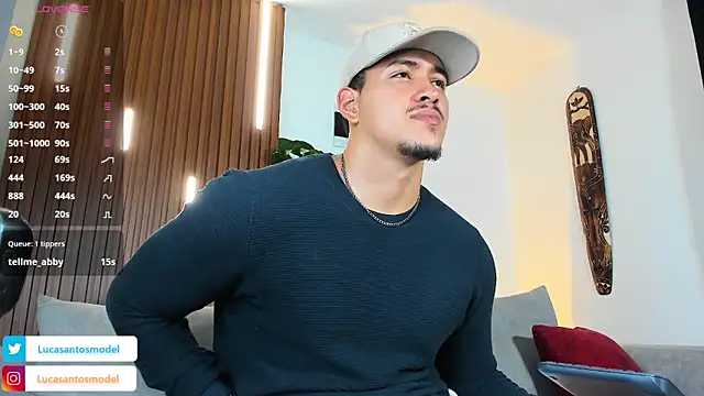 lucasanto  online show from March 27, 4:18 am