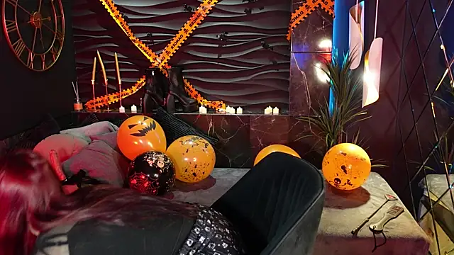 Snapshot of Lily_Moonlight chatting on October 29, 6:59 am Lily Moonlight online show from October 29, 6:59 am