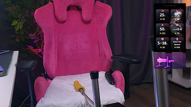 ley tori online show from October 27, 2:26 am