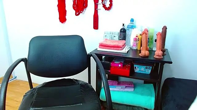 JessicaRabbit04 online show from December 30, 5:04 am