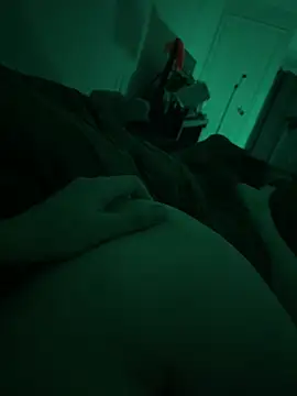 Snapshot of fordezmac chatting on April 16, 4:35 am fordezmac online show from April 16, 4:35 am