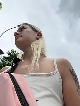 -Sexy Barbie- online show from December 18, 2:50 am