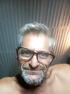 NICJOHNS online show from February 24, 8:36 pm