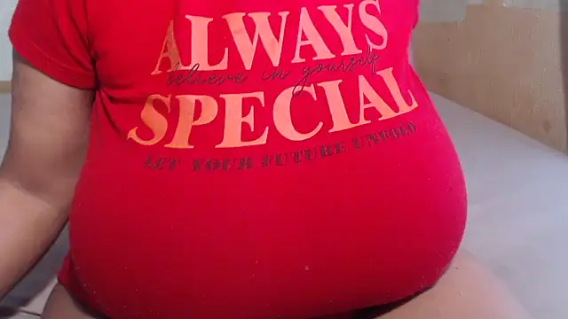 FlavoredNia online show from October 18, 6:05 am