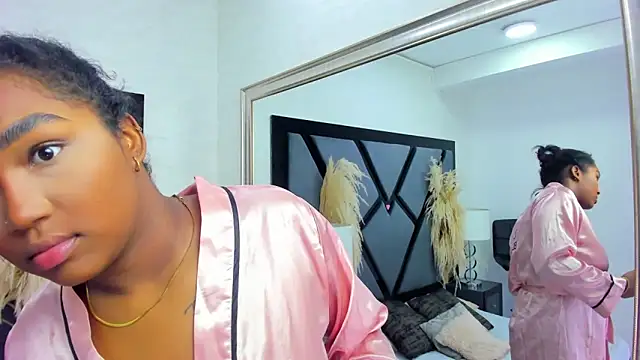 AlejandraLeroy online show from March 13, 3:44 am