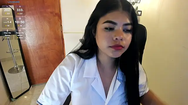 aitana-purple online show from November 5, 9:59 pm