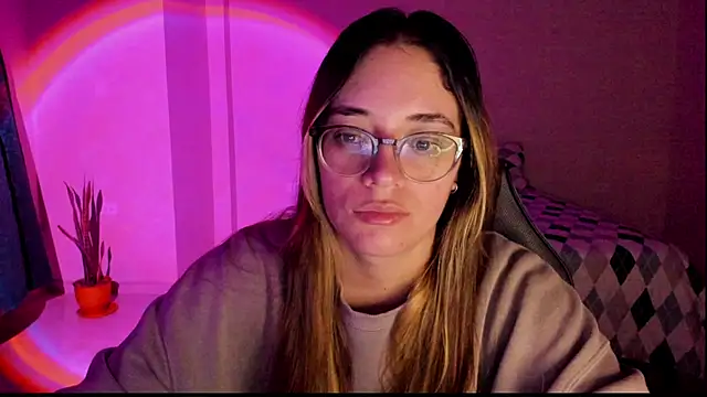 atenas 05  online show from November 20, 9:20 am