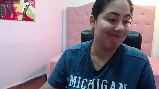 lizzaxs online show from September 30, 11:15 am