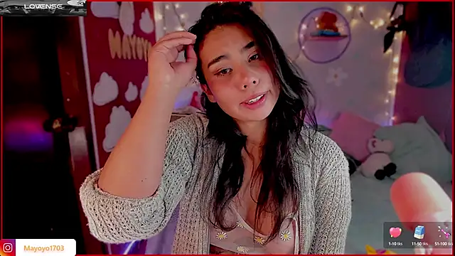 kiki cavilll online show from October 8, 3:53 pm