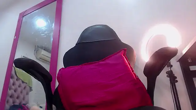 DirtyNaughXX online show from March 6, 10:47 pm