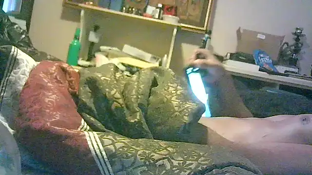 Snapshot of DI4MOND_FIR3 chatting on October 9, 1:42 pm DI4MOND FIR3 online show from October 9, 1:42 pm