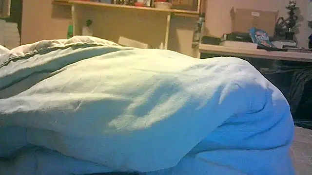 Snapshot of DI4MOND_FIR3 chatting on October 25, 6:32 am DI4MOND FIR3 online show from October 25, 6:32 am