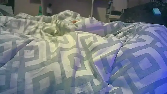 Snapshot of DI4MOND_FIR3 chatting on October 28, 2:15 am DI4MOND FIR3 online show from October 28, 2:15 am