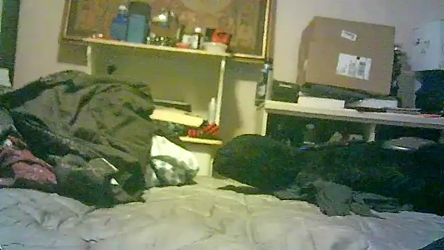 Snapshot of DI4MOND_FIR3 chatting on November 17, 10:32 am DI4MOND FIR3 online show from November 17, 10:32 am