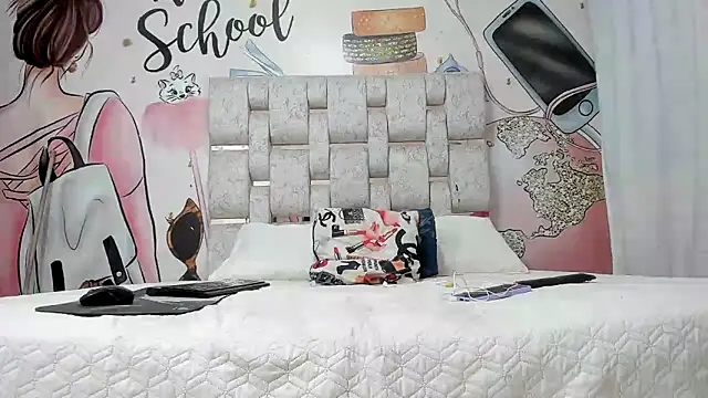 KOURTNEY-- online show from January 11, 1:37 am