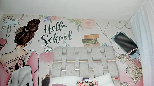 KOURTNEY-- online show from January 25, 4:45 am