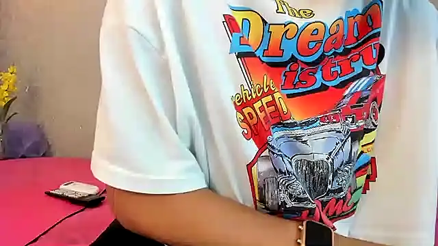 KOURTNEY-- online show from January 10, 2:02 am