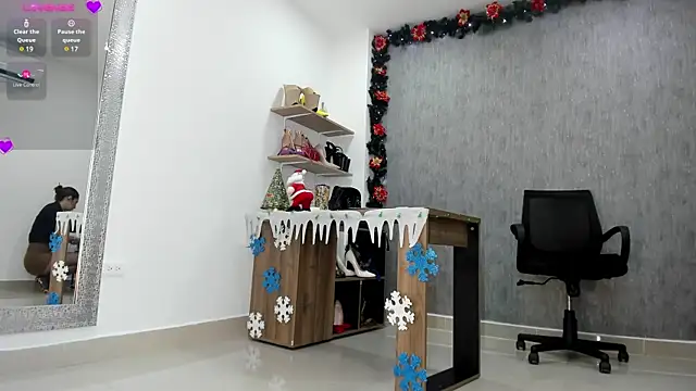 Ella Pride1 online show from December 3, 3:11 pm