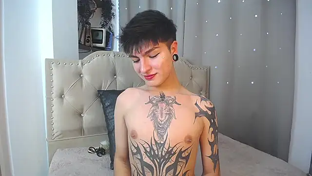 Snapshot of CataFox_ chatting on January 4, 8:59 pm CataFox online show from January 4, 8:59 pm