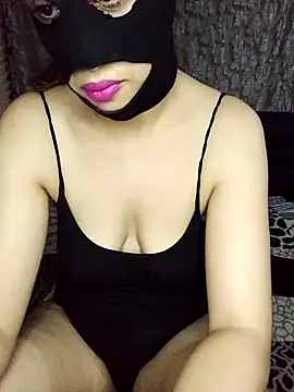 Snapshot of Arab69nikwife chatting on September 14, 3:55 pm Arab69nikwife online show from September 14, 3:55 pm