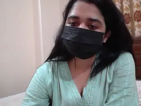 A-pusparani online show from April 18, 9:15 pm