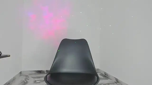 Snapshot of mikee_scooth chatting on February 20, 5:48 am mikee scooth online show from February 20, 5:48 am