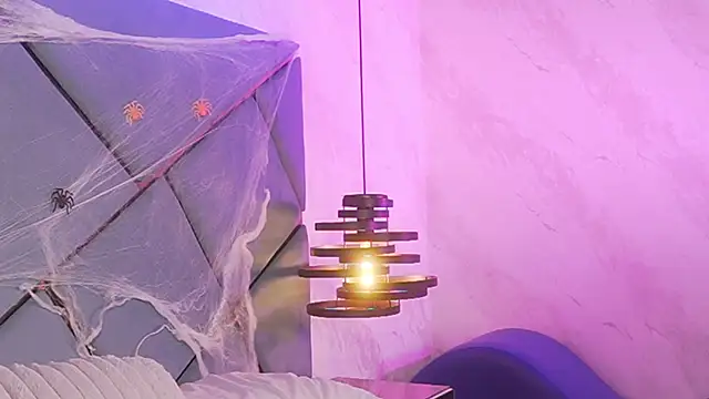 Snapshot of ammy_durand chatting on October 28, 7:38 pm ammy durand online show from October 28, 7:38 pm