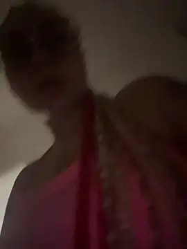 Snapshot of queenlo_xxx chatting on June 26, 3:38 pm queenlo xxx online show from June 26, 3:38 pm