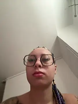 Snapshot of queenlo_xxx chatting on June 29, 3:01 pm queenlo xxx online show from June 29, 3:01 pm