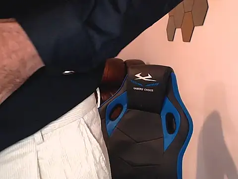 Leo 1617 online show from October 9, 5:33 pm