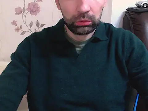 Snapshot of Leo_1617 chatting on March 8, 9:57 am Leo 1617 online show from March 8, 9:57 am