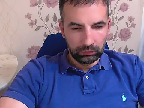 Snapshot of Leo_1617 chatting on May 30, 8:50 pm Leo 1617 online show from May 30, 8:50 pm