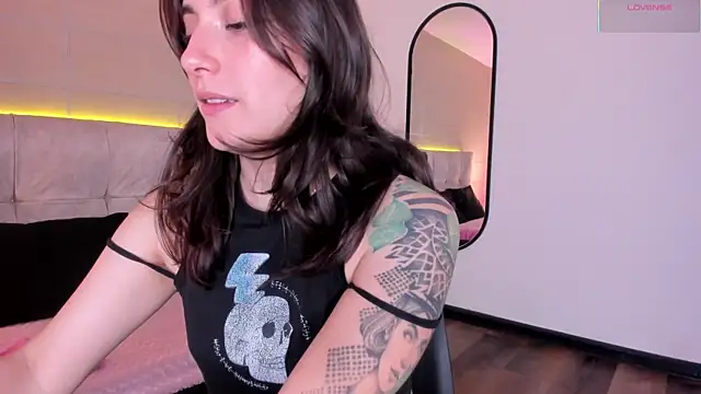 Karito-28 online show from December 22, 1:30 pm