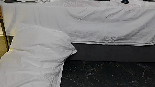 Snapshot of celestara chatting on February 15, 10:11 am celestara online show from February 15, 10:11 am