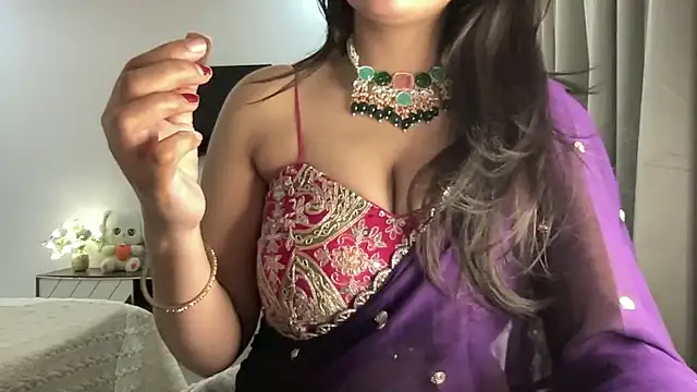 Wild Fantasy 7 online show from October 22, 8:52 pm