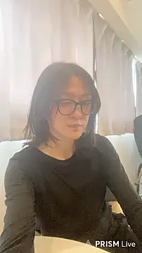 Snapshot of mel__mel chatting on April 6, 7:09 am mel mel online show from April 6, 7:09 am