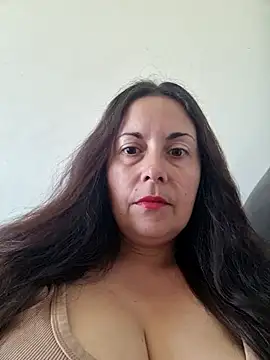 Snapshot of SelieAlMio chatting on April 23, 9:19 am SelieAlMio online show from April 23, 9:19 am