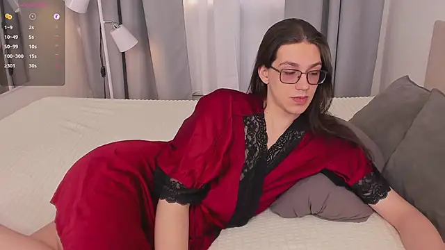 Snapshot of Alfreda_Mills chatting on February 18, 10:33 am Alfreda Mills online show from February 18, 10:33 am