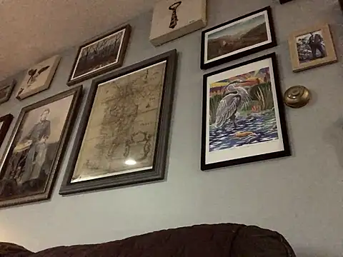 Icebearsticlese online show from April 18, 12:47 am