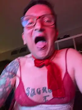 Ladyluve online show from May 3, 1:55 am